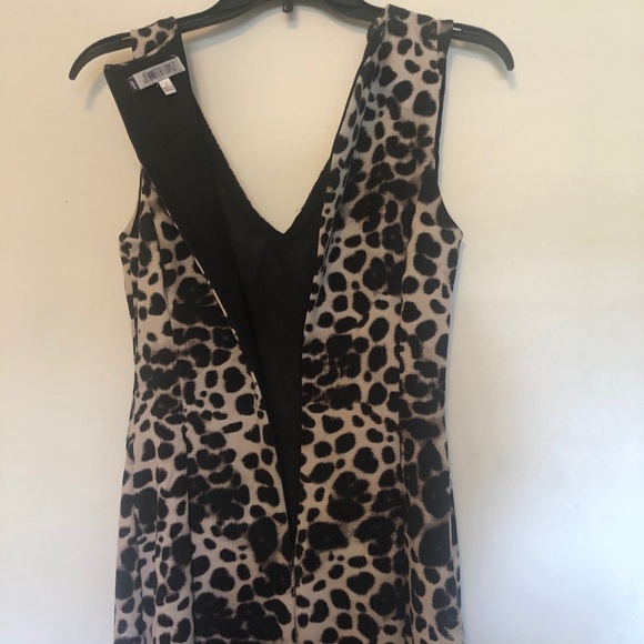 EUC - Jennifer Lopez Leopard Print Dress - Picture 5 of 6